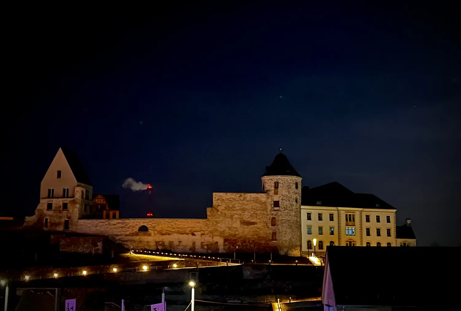 Schlossblick von NACHTWÄCHTER TOURISTIK